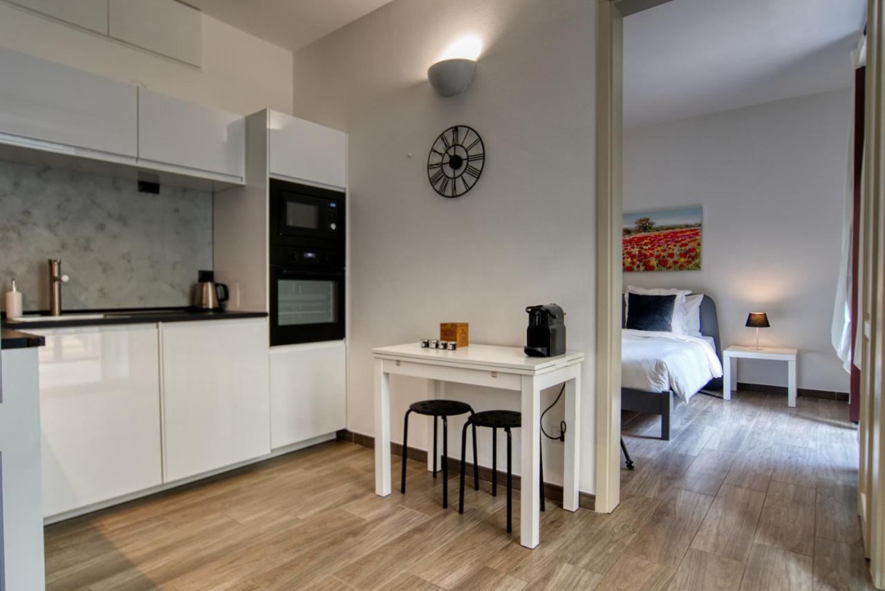 Italianflat - Sweet Veranda Apartment มิลาน ภายนอก รูปภาพ